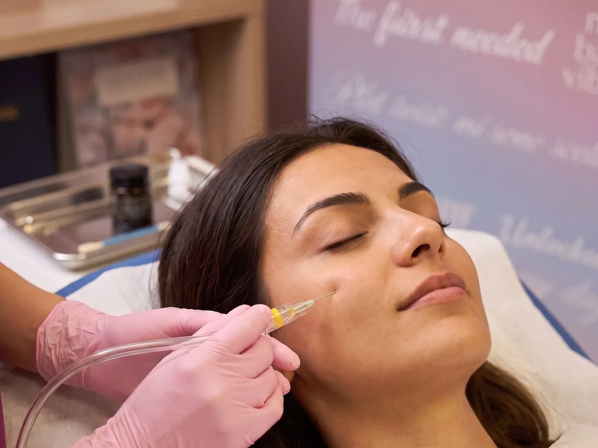 Carbossiterapia — trattamento viso Leda Clinic